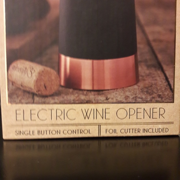 Electric Wine Opener - Picture 2 of 3